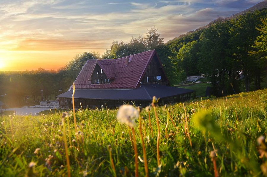 Tourist center Vučje